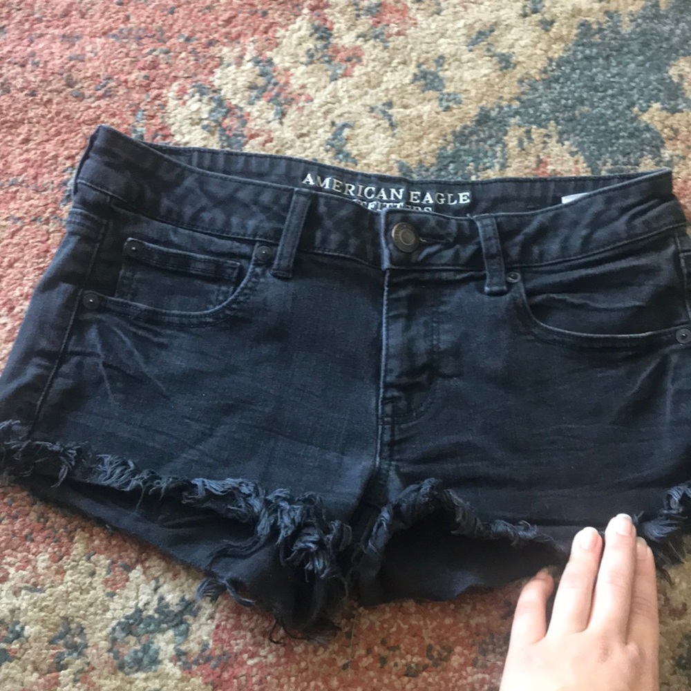 Black Fringe Super Low Shortie